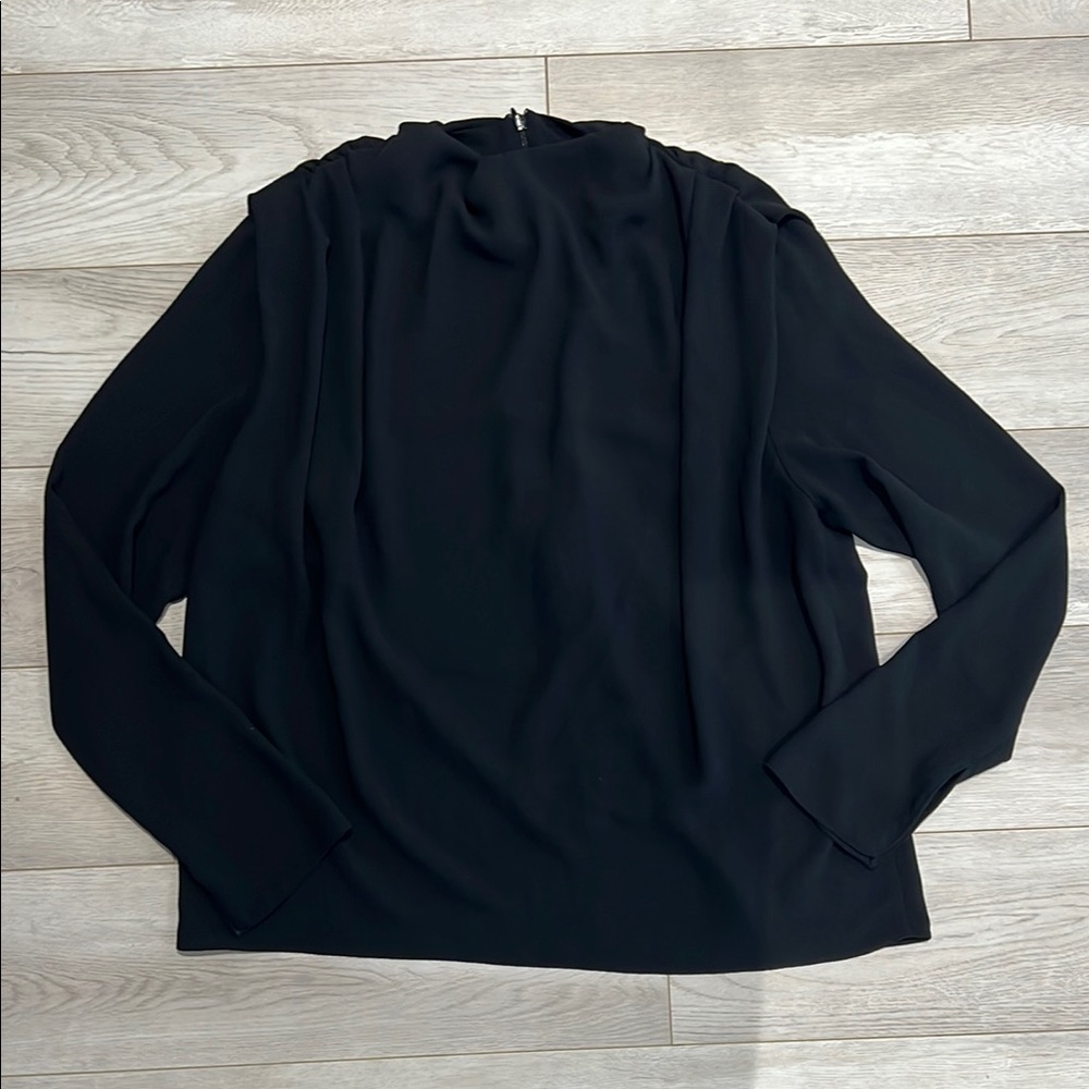 Zara Black Blouse Long Sleeve Top! Gorgeous top! Worn once only!